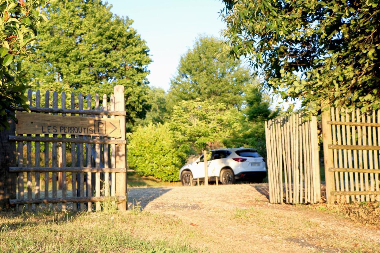 Villa Les Perroutis Saint-Alvère Exterior foto